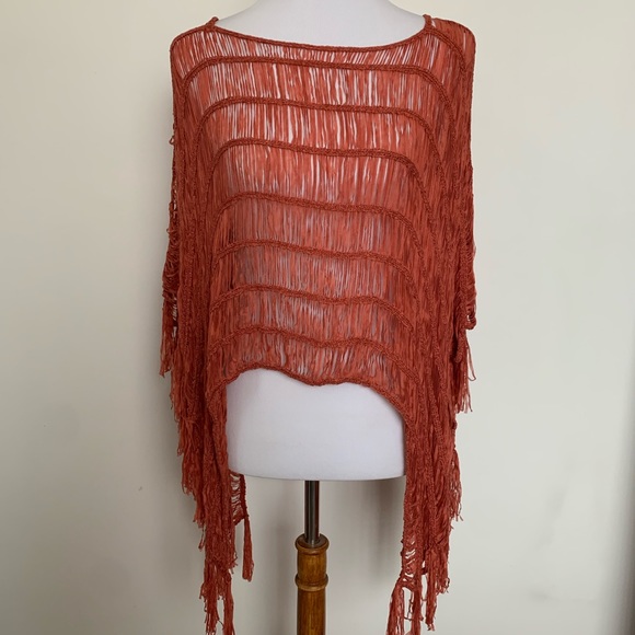 SOLD // Cecico // Fringe Poncho // Medium - Picture 4 of 9